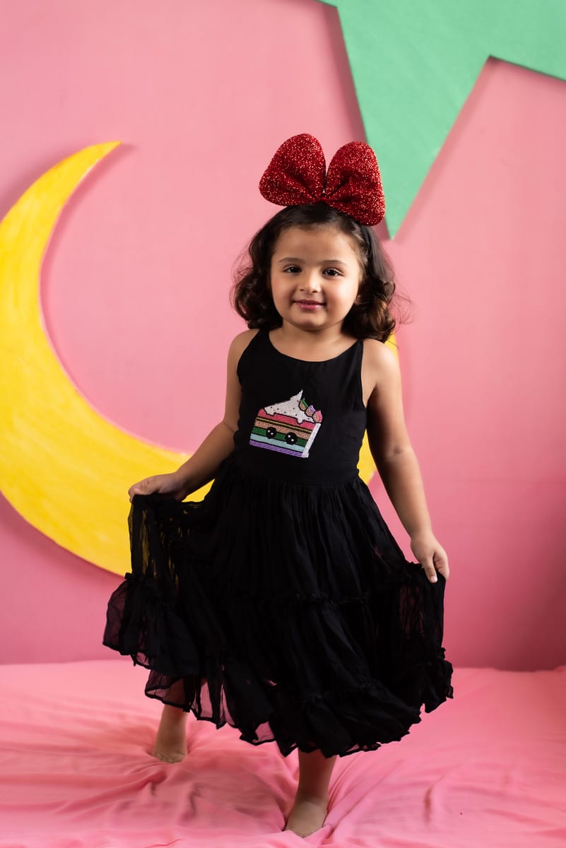 Thiya Black Layered & Ruffled Dress With Cake Motif