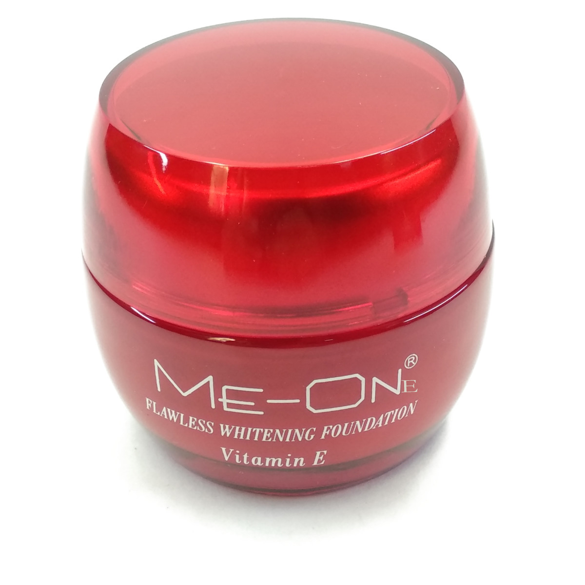 Me-on Flawless Whitening foundation vitamin E