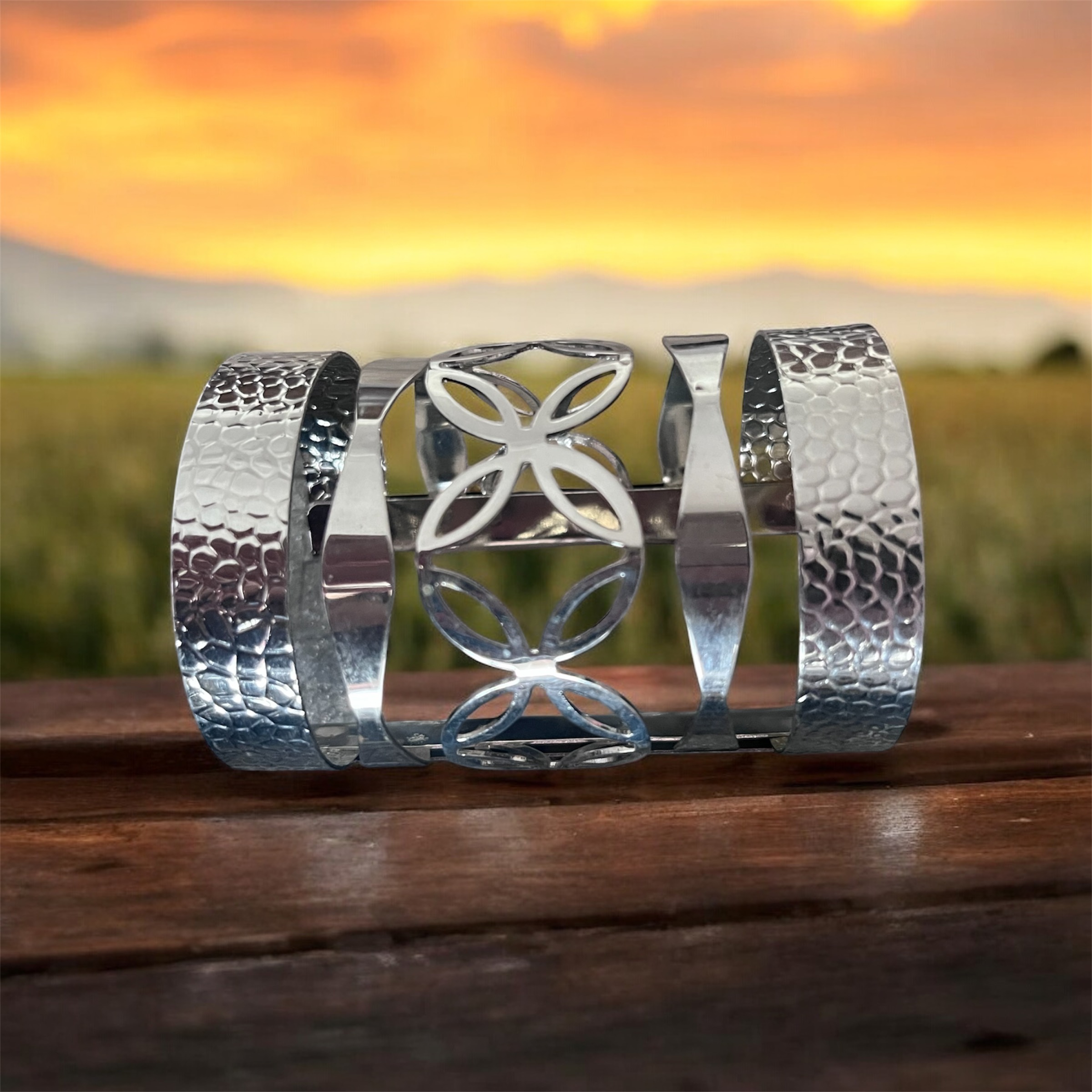 Meadow Beauty Chunky Hand Cuff Silver